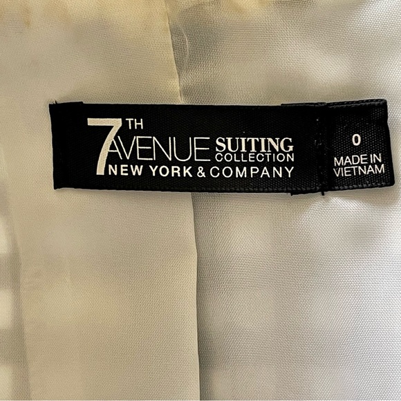 New York & Co. 7th Avenue Suiting Collection Buffalo Checkered Blazer - Picture 9 of 9